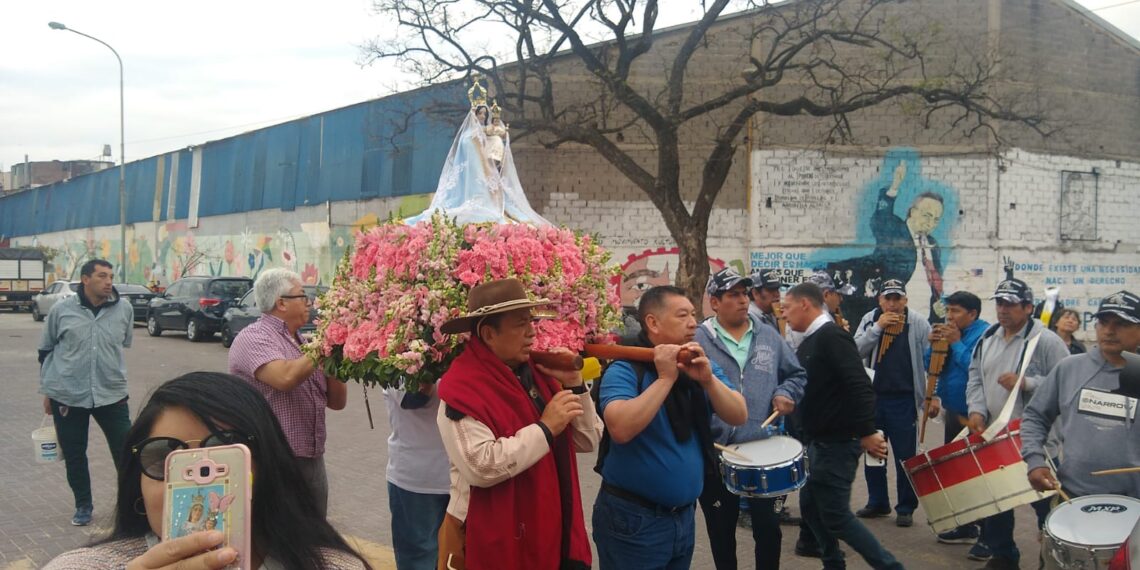 HONRARON A LA VIRGEN DE RIO BLANCO EN BS. AS.