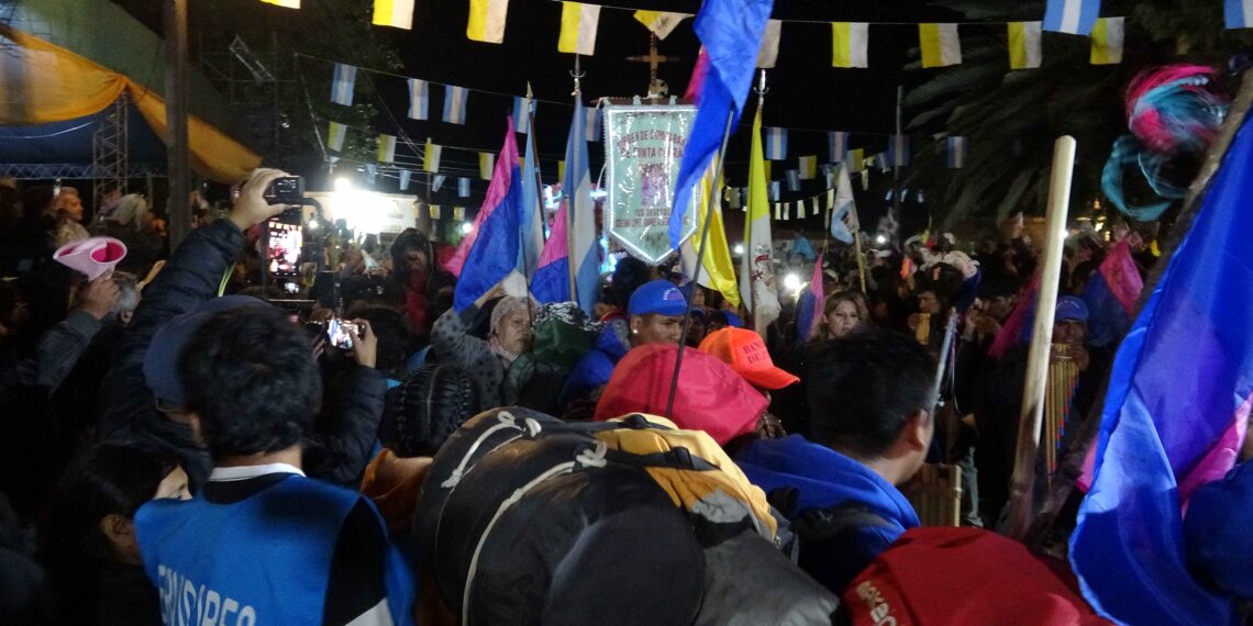 LLEGÓ LA IMAGEN DE LA VIRGEN DE PUNTA CORRAL A TUMBAYA