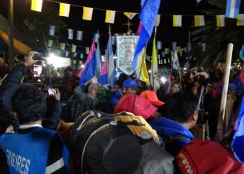 LLEGÓ LA IMAGEN DE LA VIRGEN DE PUNTA CORRAL A TUMBAYA