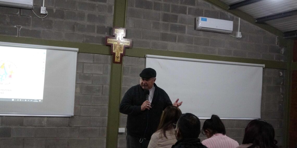 SE REÚNEN LOS DECANATOS DE LA DIÓCESIS