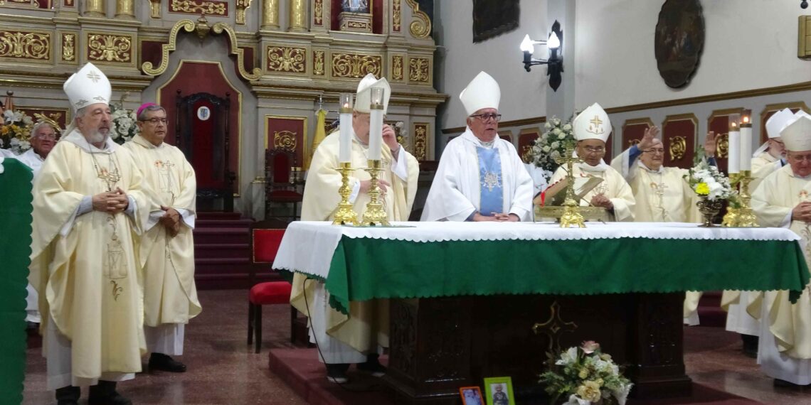 SE DESPIDIÓ MONS. PEDRO OLMEDO