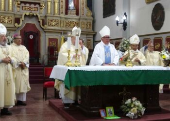 SE DESPIDIÓ MONS. PEDRO OLMEDO