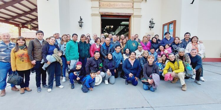 GRAN PARTICIPACIÓN EN EL ENCUENTRO “RENOVANDO NUESTRO AMOR CONYUGAL”