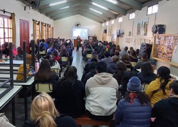 REEDICION DE LOS TALLERES FAMILIA 3.0 EN RIO BLANCO