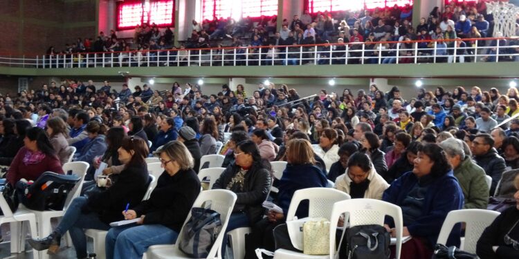 SE LLEVÓ A CABO EL ENCUENTRO DE DOCENTES