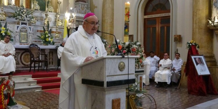 SE CELEBRÓ LA MISA POR EL PAPA