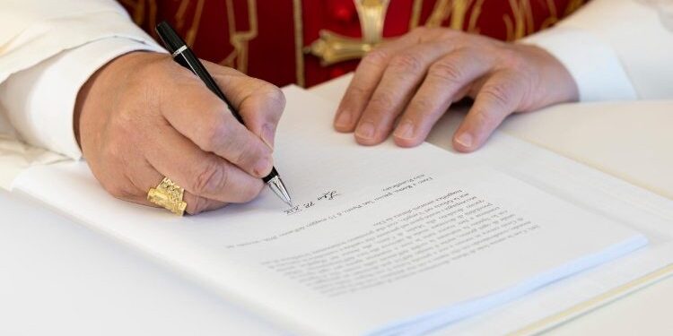 PRIMERA ENCÍCLICA DEL PAPA LEÓN XIV